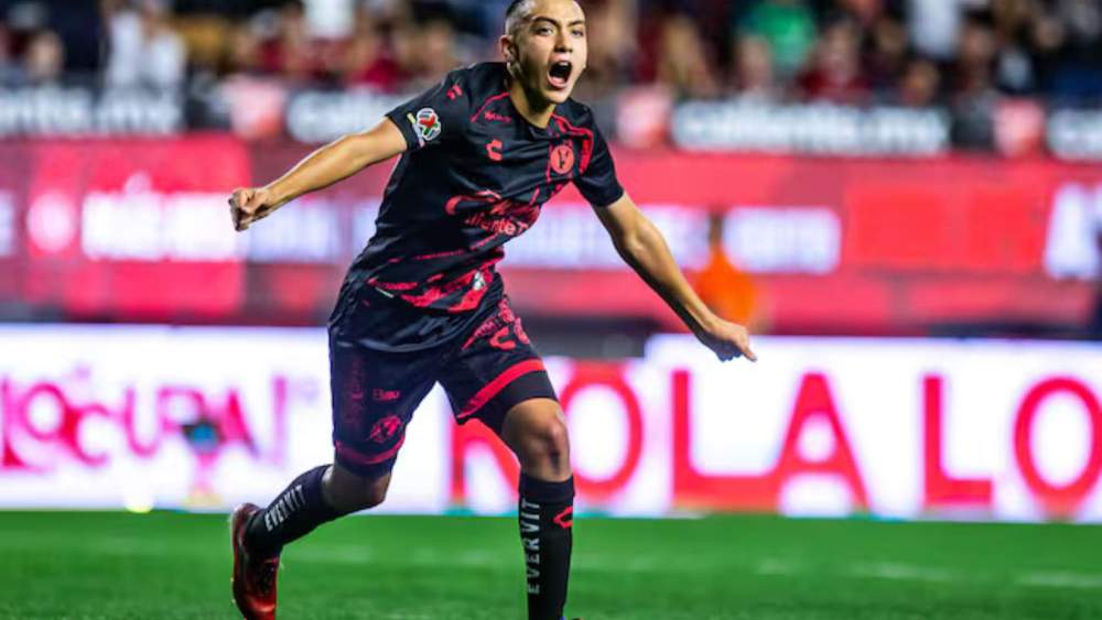 gilberto mora club tijuana