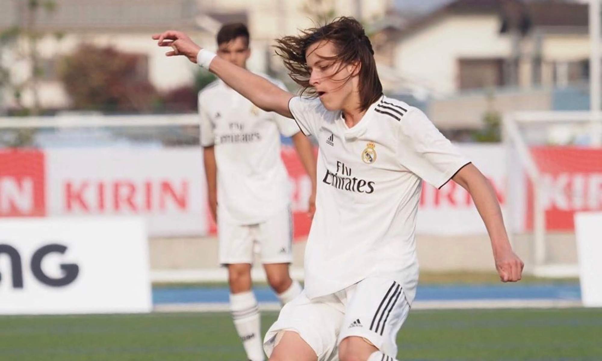 Álvaro Carreras vuelve al Real Madrid cinco años después para lucir en el primer equipo.
