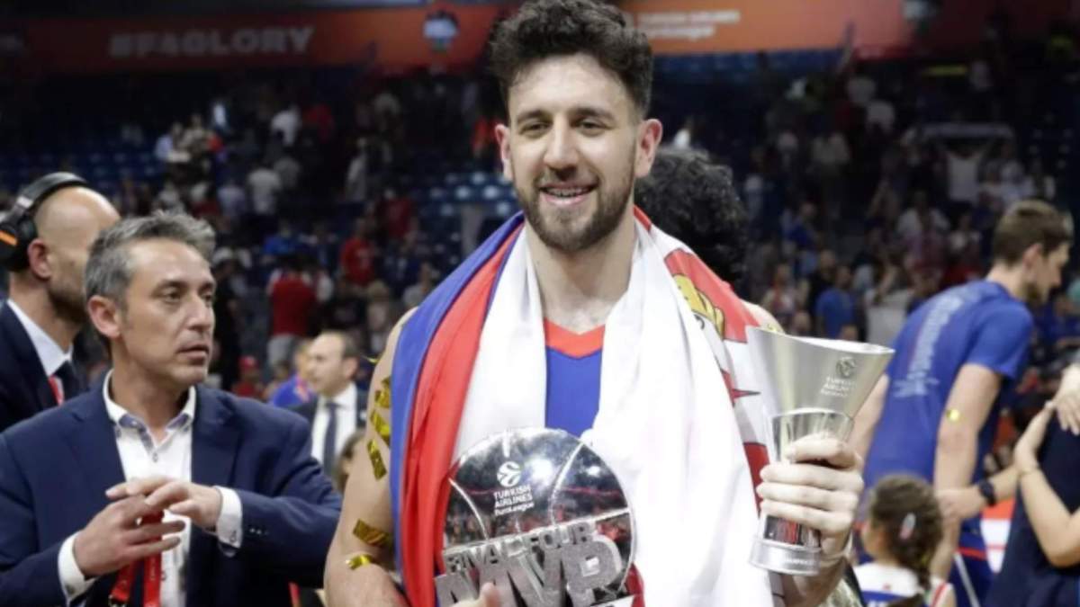 Micic con el título de MVP y Euroliga