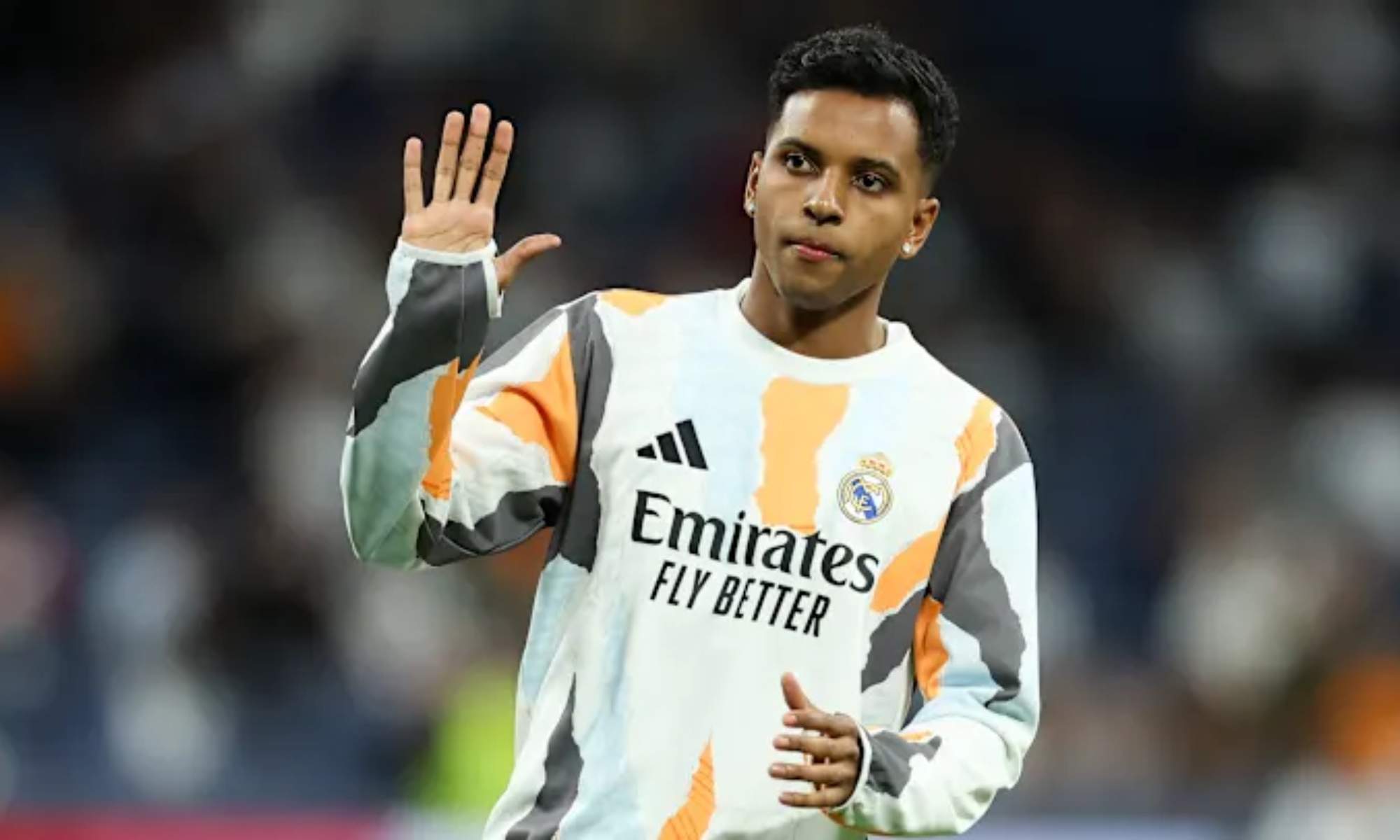 Rodrygo Goes, durante un calentamiento previo a un partido de esta temporada del Real Madrid.