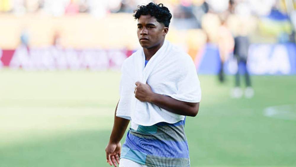 Endrick tiene decidir seguir en el Real Madrid. Endrick tiene decidir seguir en el Real Madrid.