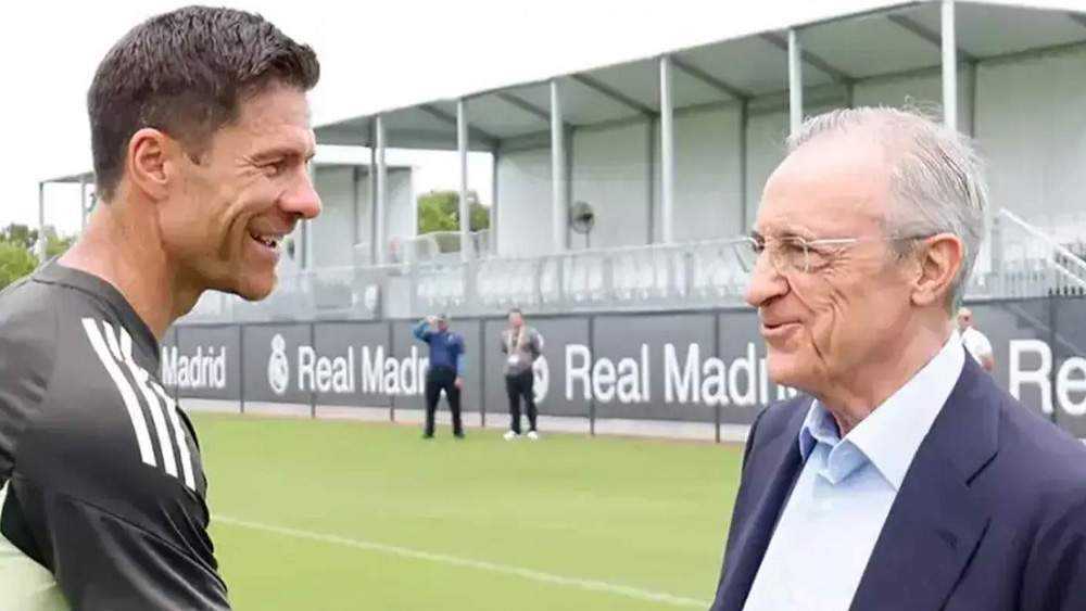Xabi Alonso y Florentino Pérez