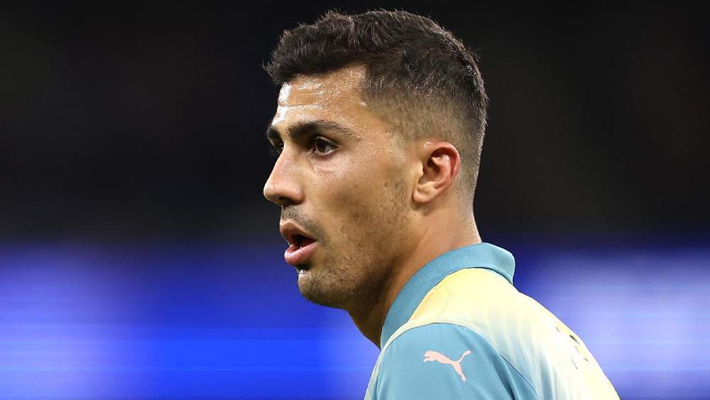 Rodri jugando con el City