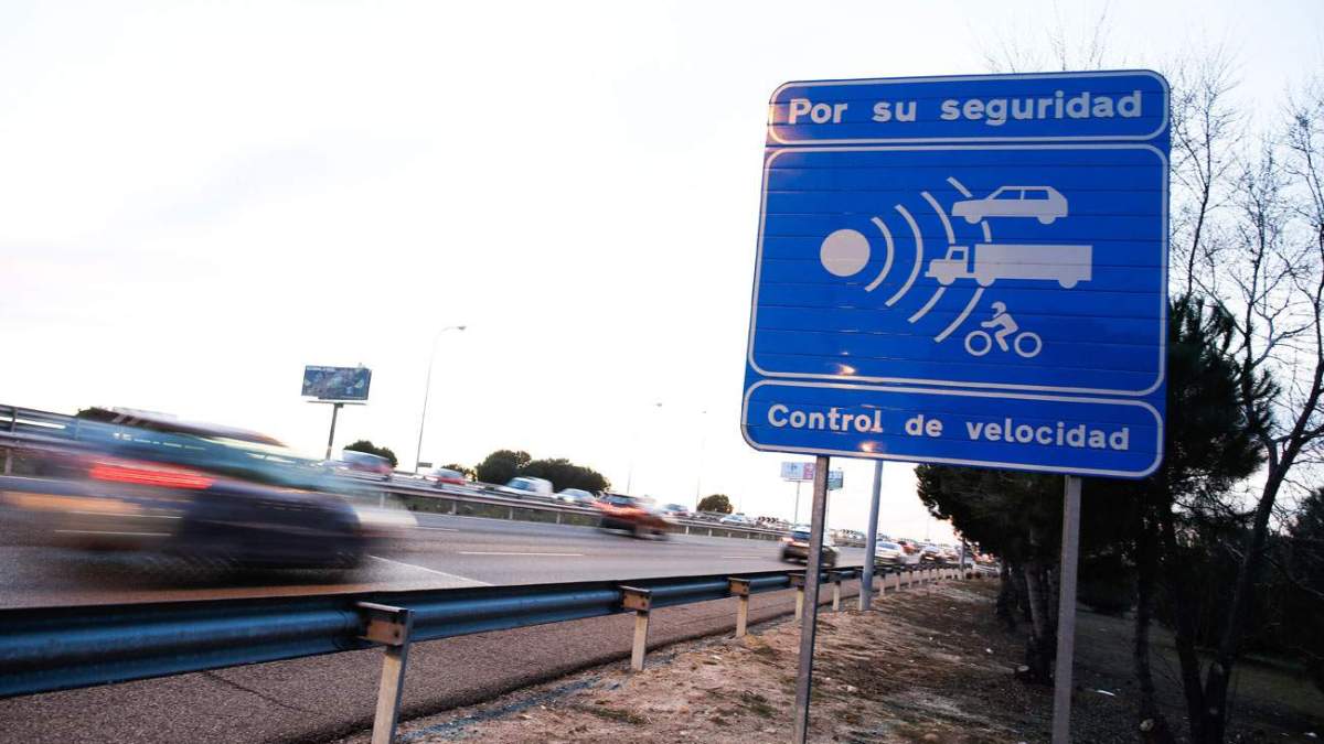 Señal de radares de velocidad Señal de radares de velocidad