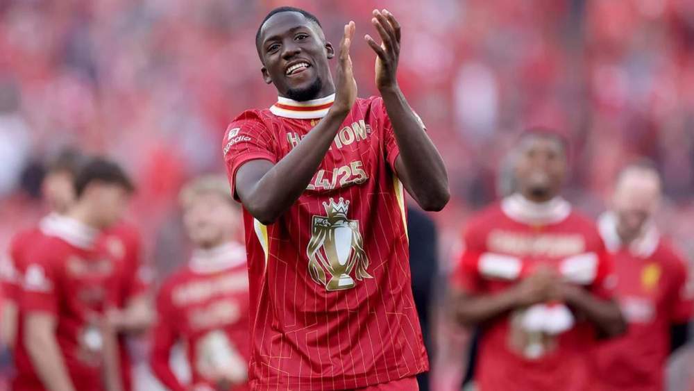 konate liverpool celebracion premier konate liverpool celebracion premier