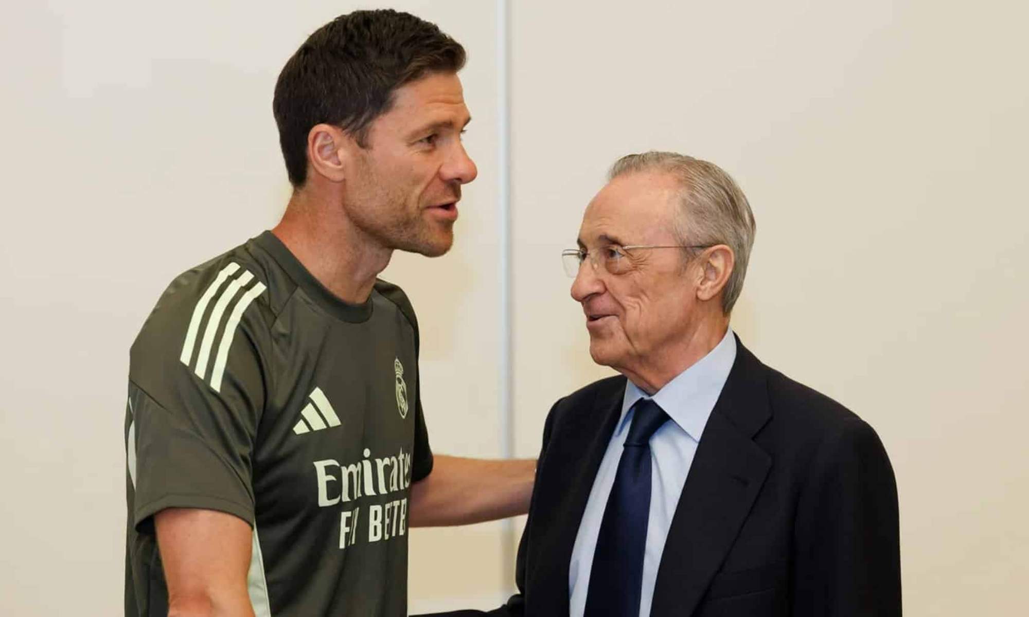 Xabi Alonso y Florentino Pérez no cuentan con dos jugadores para el curso que viene, pero será difícil desprenderse de ellos.