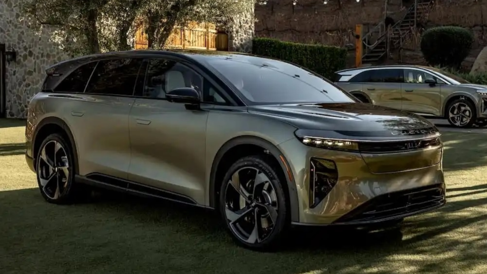 exterior lucid gravity coche