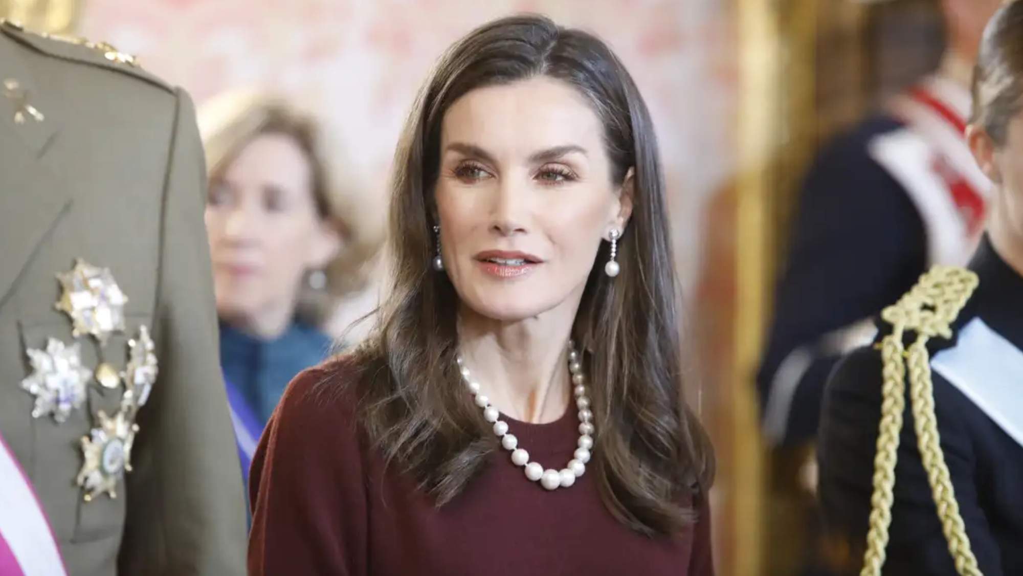 La reina Letizia abandonará España en las próxima semanas. La reina Letizia abandonará España en las próxima semanas.