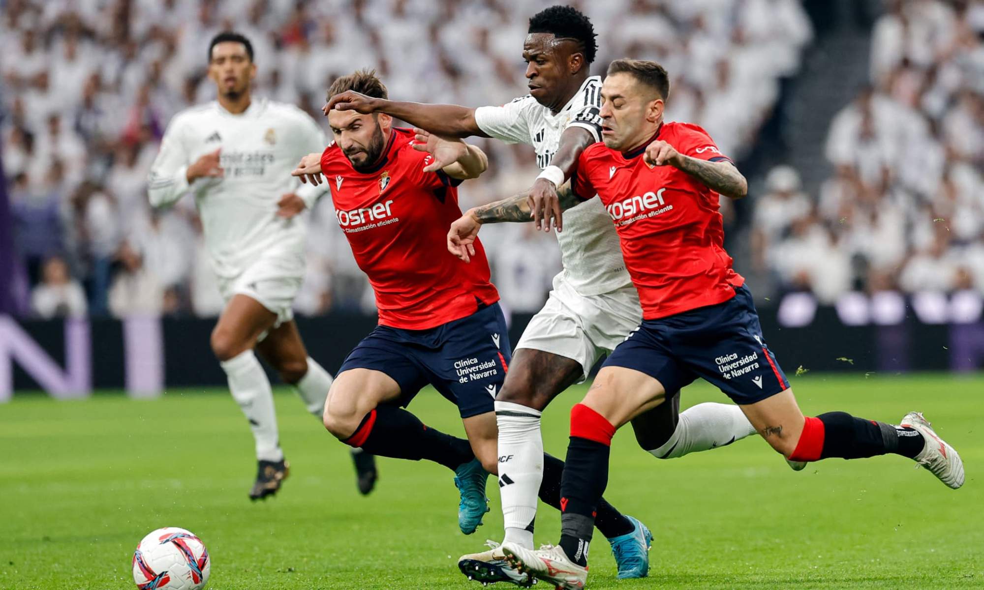 Vinicius Junior, durante el Real Madrid-Osasuna liguero que se jugó el año pasado en el Santiago Bernabéu.
