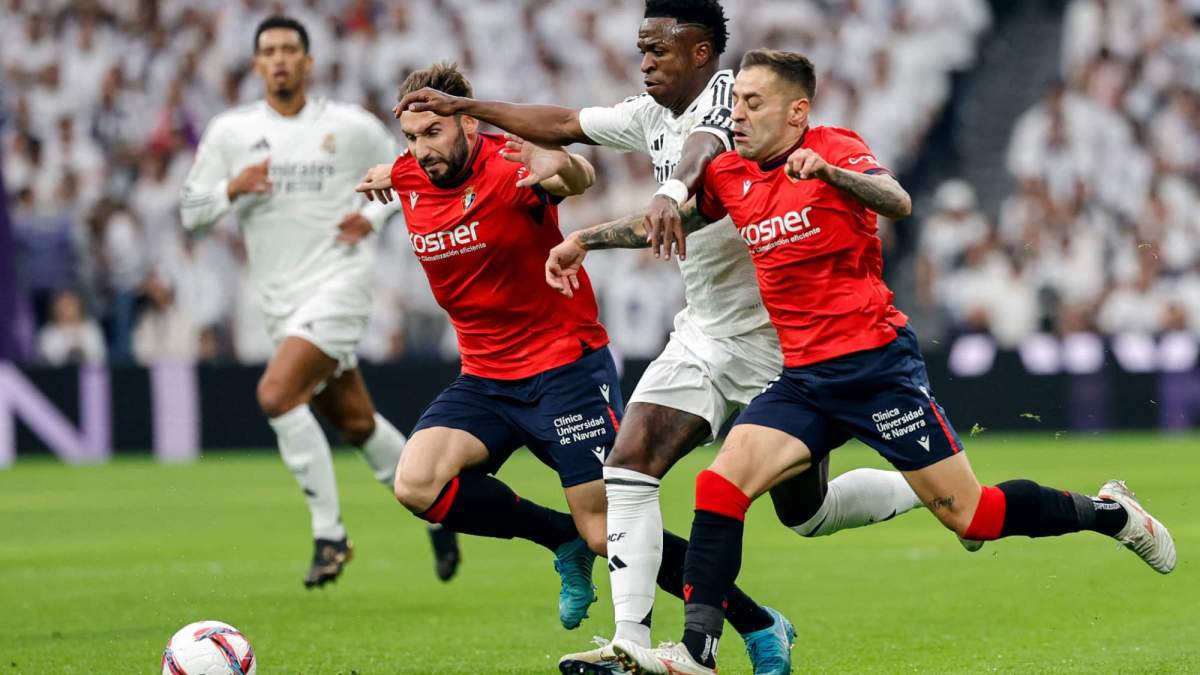Vinicius Junior, durante el Real Madrid-Osasuna liguero que se jugó el año pasado en el Santiago Bernabéu.