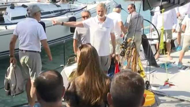 Reacción del Rey Felipe a su hija Leonor Reacción del Rey Felipe a su hija Leonor