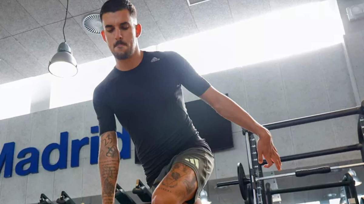 Dani Ceballos, ejercitándose este martes en las instalaciones interiores de Valdebebas.