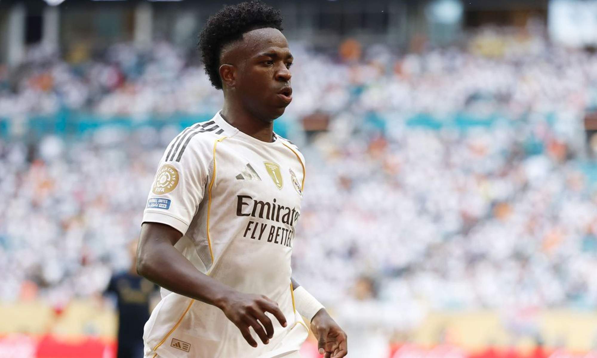 Vinícius Júnior jugando un partido con el Real Madrid. 