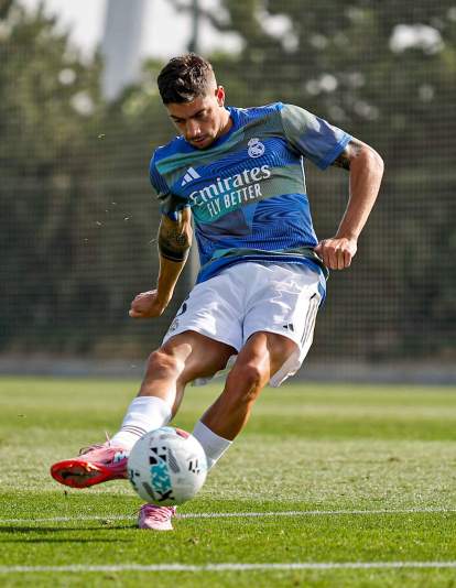 valverde calentamiento realmadrid valverde calentamiento realmadrid
