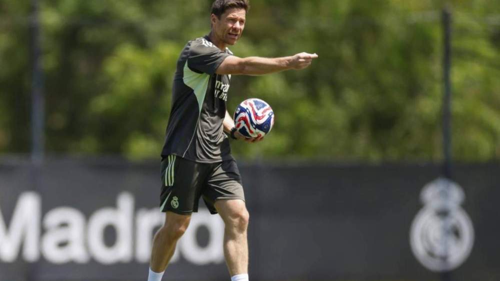 xabi alonso entreno valdebebas xabi alonso entreno valdebebas
