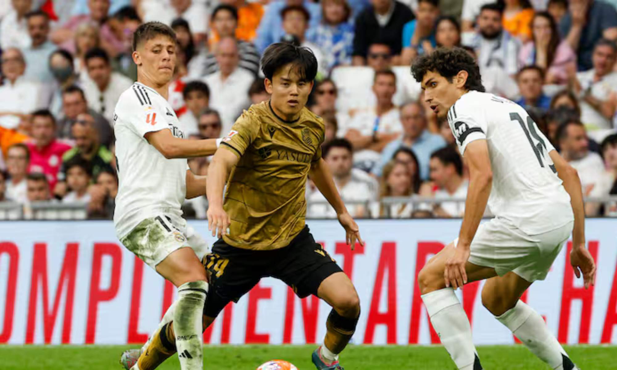 Take Kubo, jugando un partido contra el Real Madrid la pasada temporada.