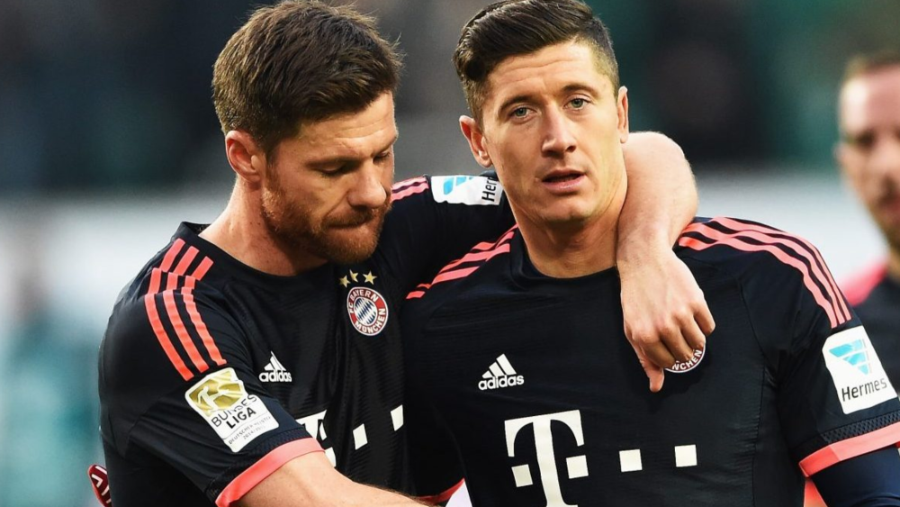 xabi alonso robert lewandowski