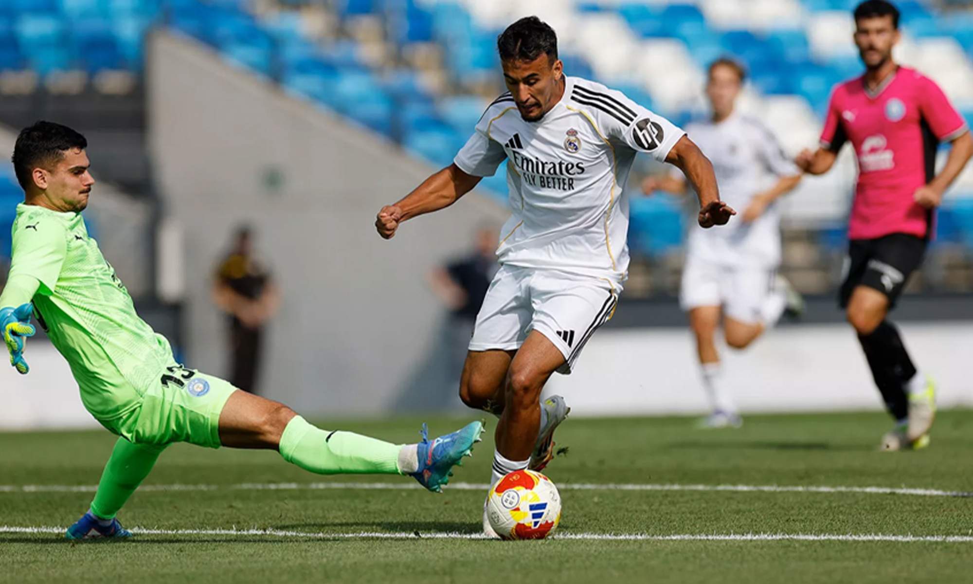 Rachad y Zúñiga le dan la victoria al Castilla en el penúltimo ensayo de los de Arbeloa