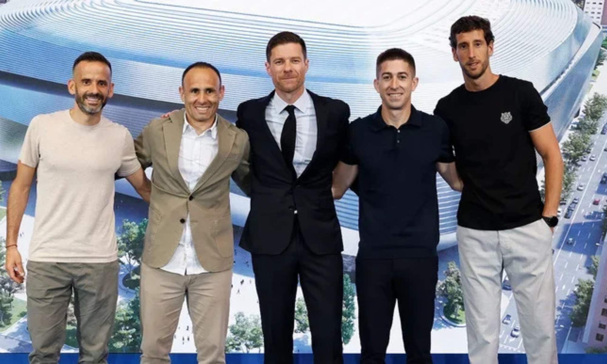 Xabi Alonso y sus ayudantes están enfadados por el inicio de liga