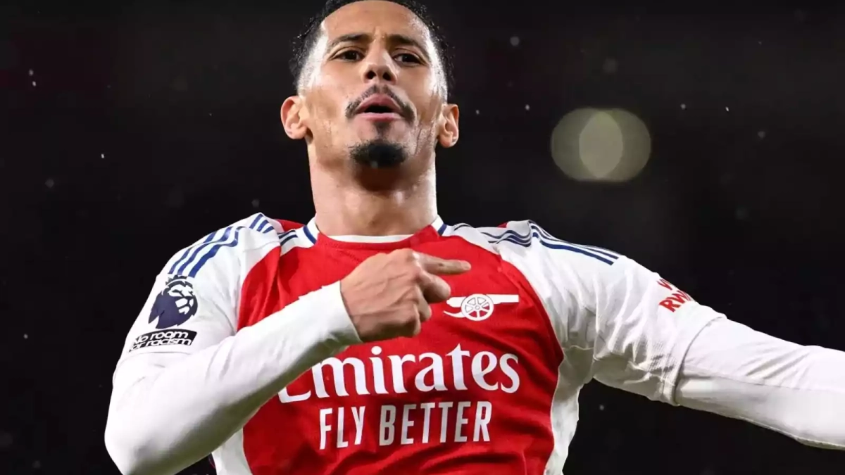 William Saliba celebrando un gol con el Arsenal William Saliba celebrando un gol con el Arsenal