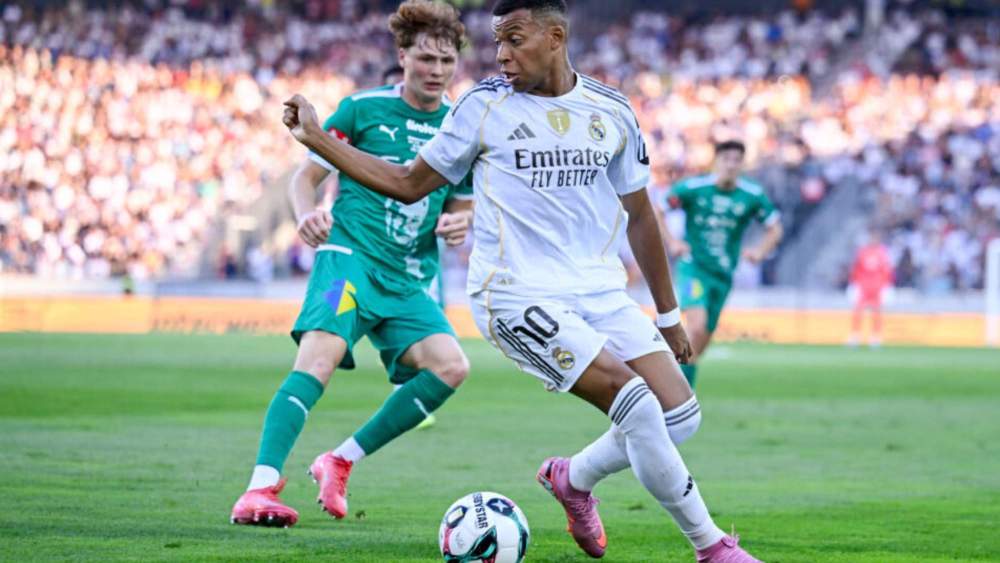 kylian mbappe partido tirol