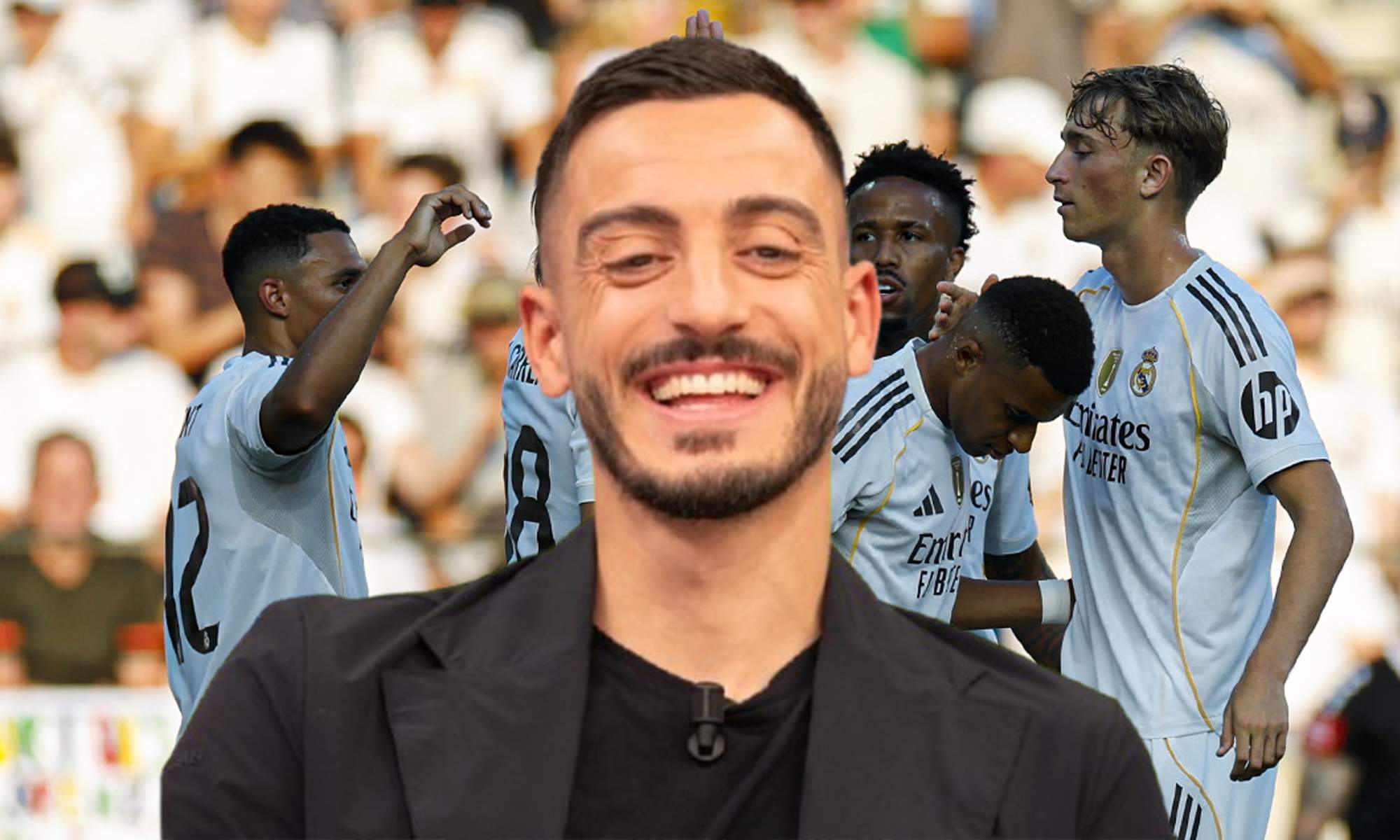 Joselu Mato y jugadores del Real Madrid celebrando un gol. 