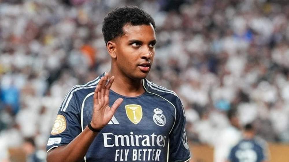 Rodrygo jugando con el Madrid