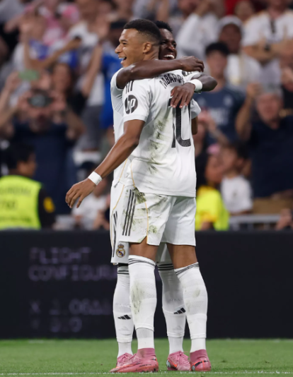 vinicius mbappe celebracion gol