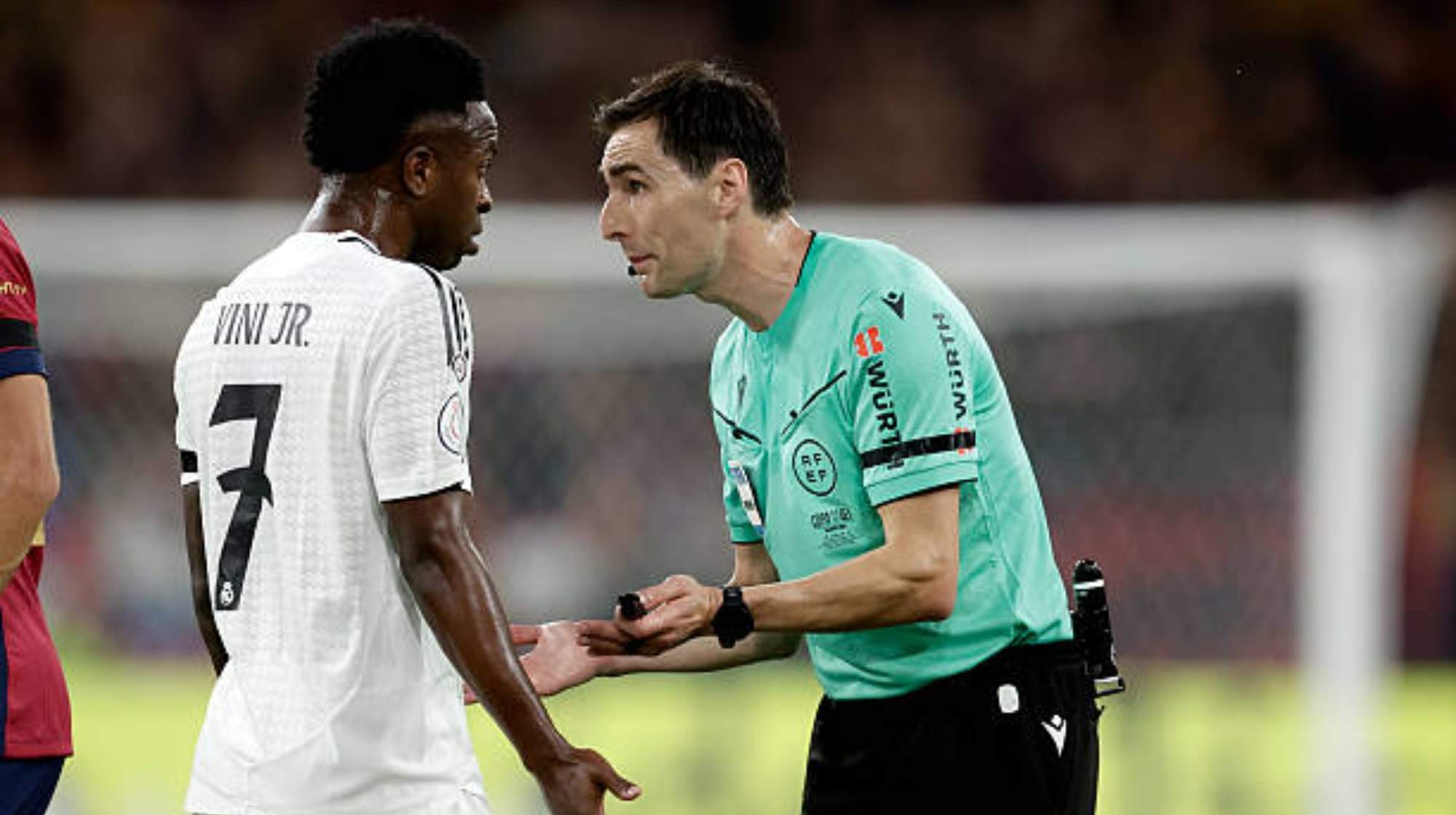 De Burgos Bengoetxea, árbitro ante el Oviedo.