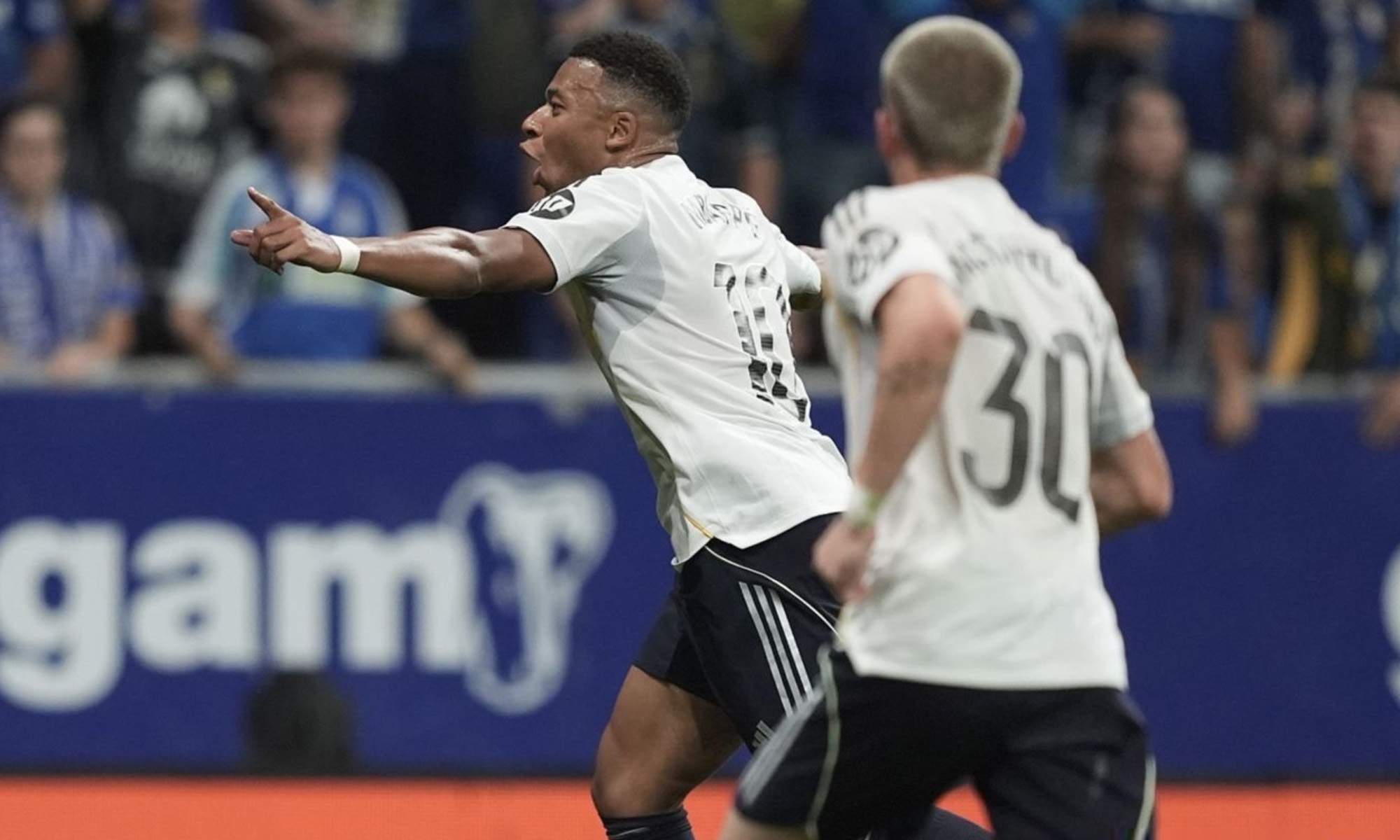 Celebración Mbappé