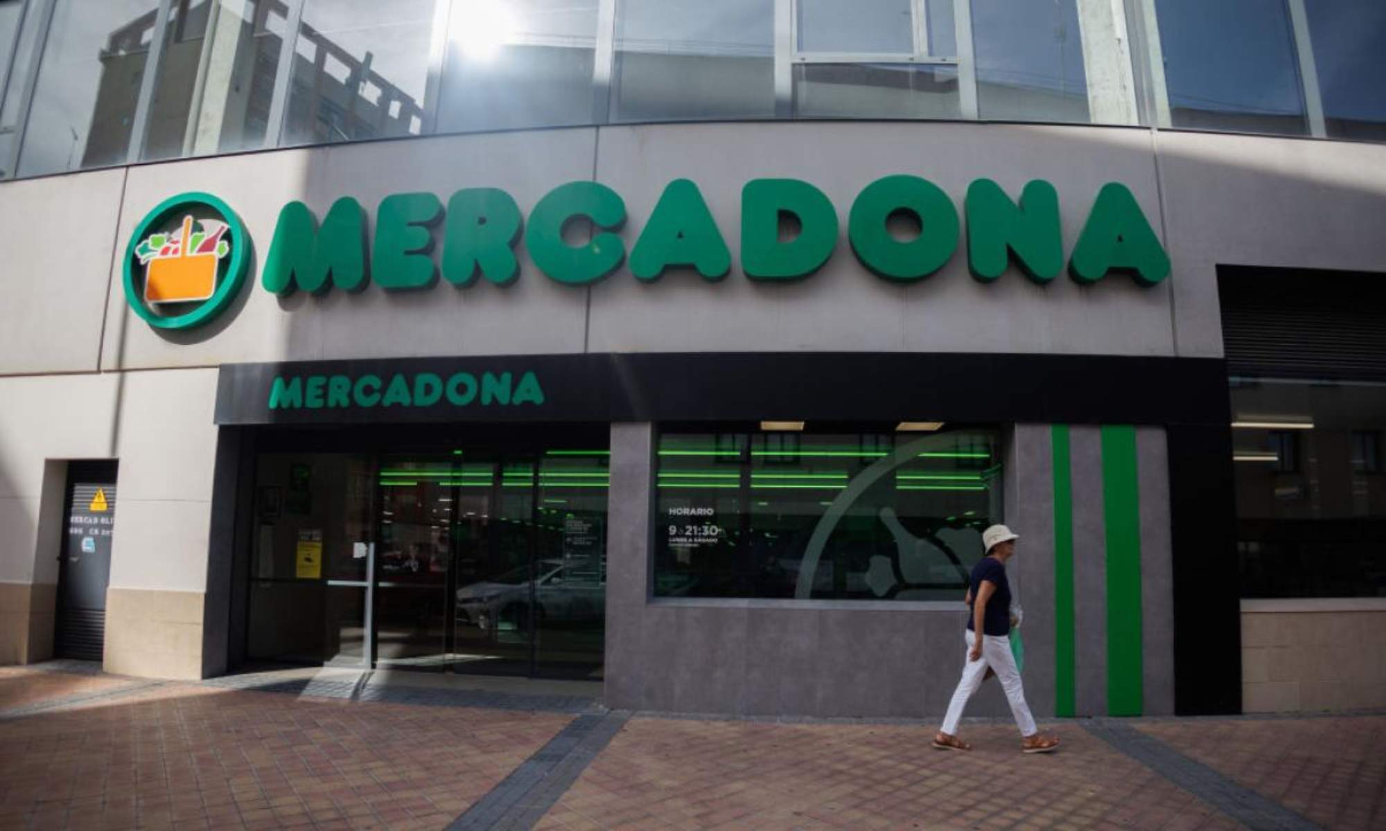 Exterior de un establecimiento de Mercadona.