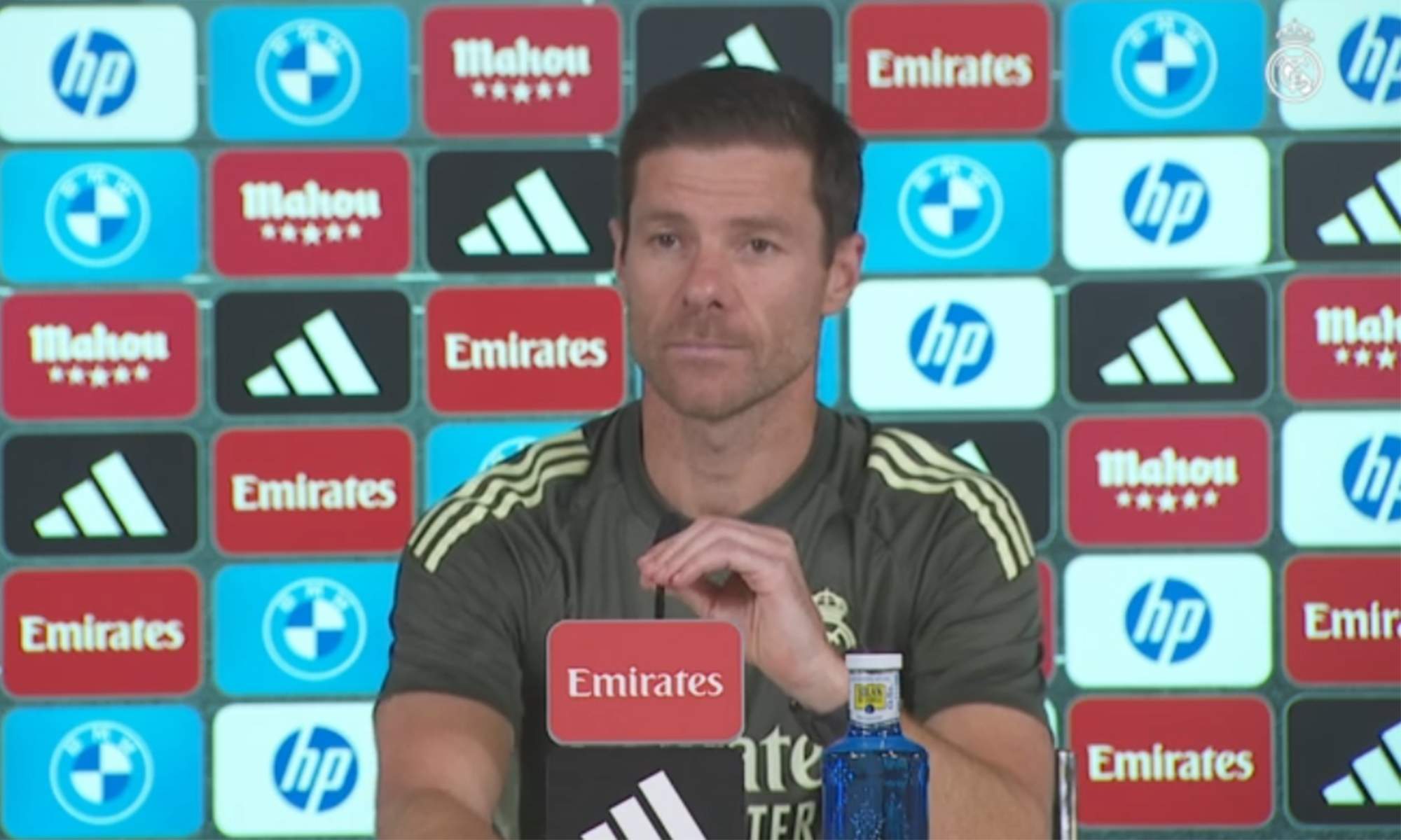 Xabi Alonso durante la rueda de prensa con el Real Madrid. 