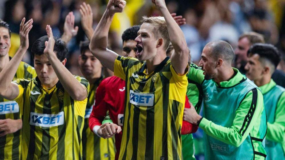 almaty jugadores celebracion champions