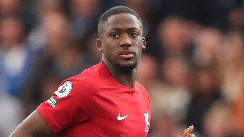 Konaté jugando con el Liverpool Konaté jugando con el Liverpool