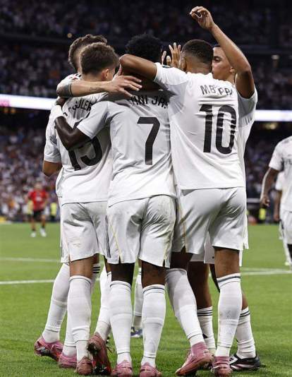 celebracion gol jugadores realmadrid