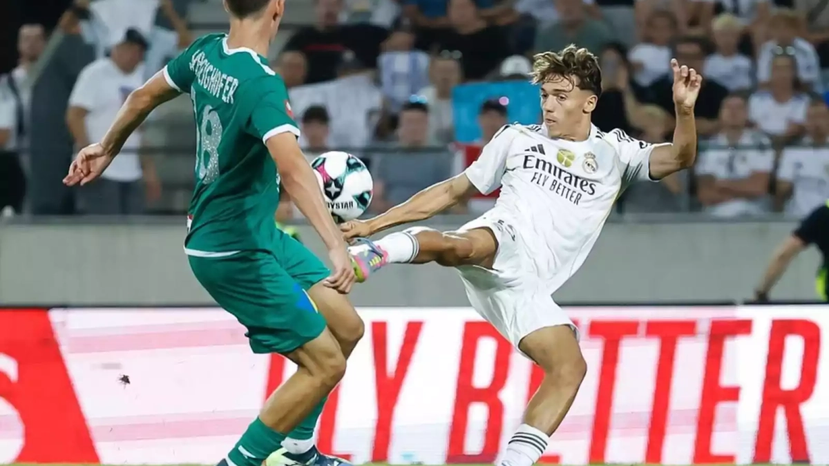 Thiago Pitarch en su debut con el primer equipo