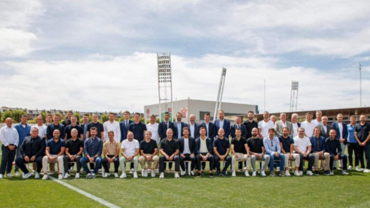 Colectivo de Entrenadores Profesionales de Fútbol Colectivo de Entrenadores Profesionales de Fútbol