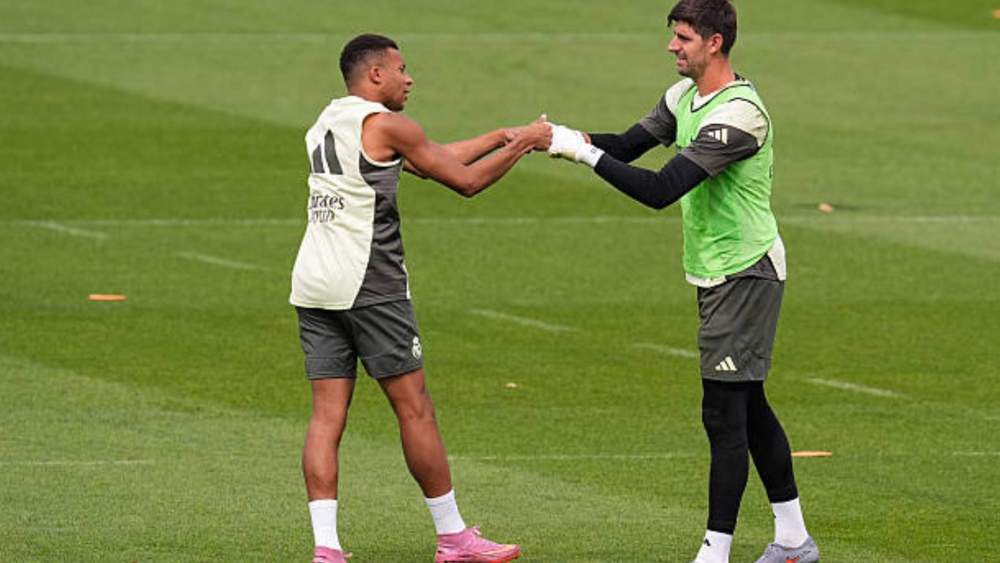 Courtois y Mbappé, a por Zamora como por el Pichichi. Courtois y Mbappé, a por Zamora como por el Pichichi.