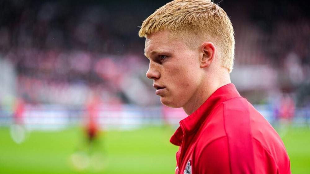 Kees Smit jugando con el AZ Alkmaar Kees Smit jugando con el AZ Alkmaar