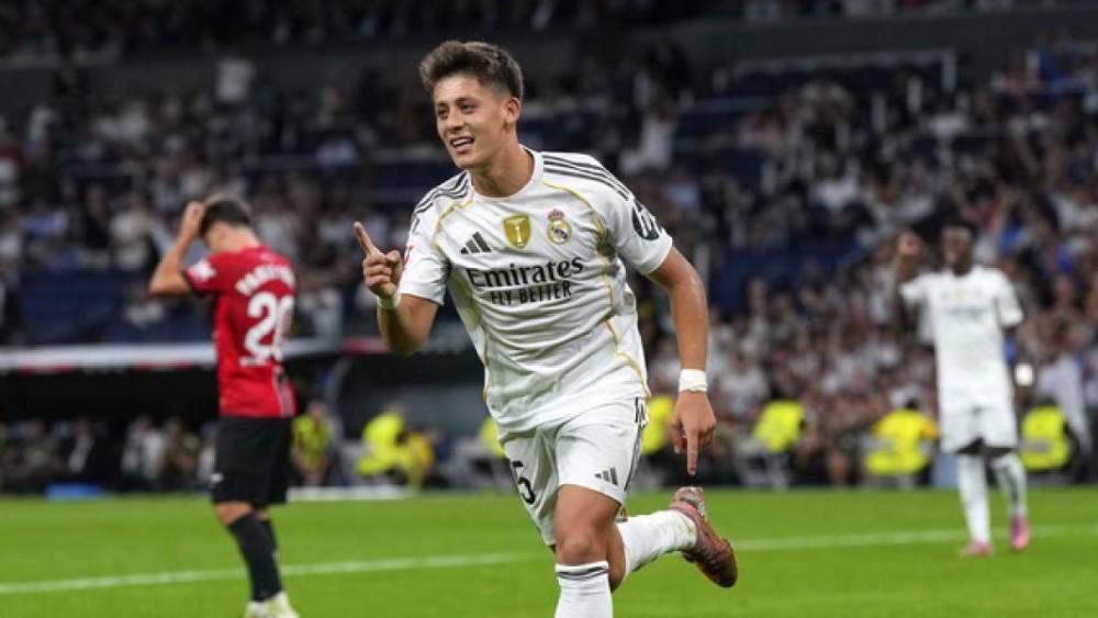 Arda Güler celebrando su gol ante el Mallora