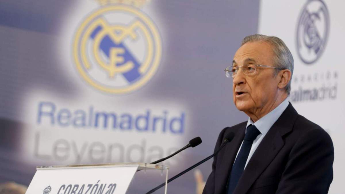 Florentino Pérez en una conferencia pública Florentino Pérez en una conferencia pública