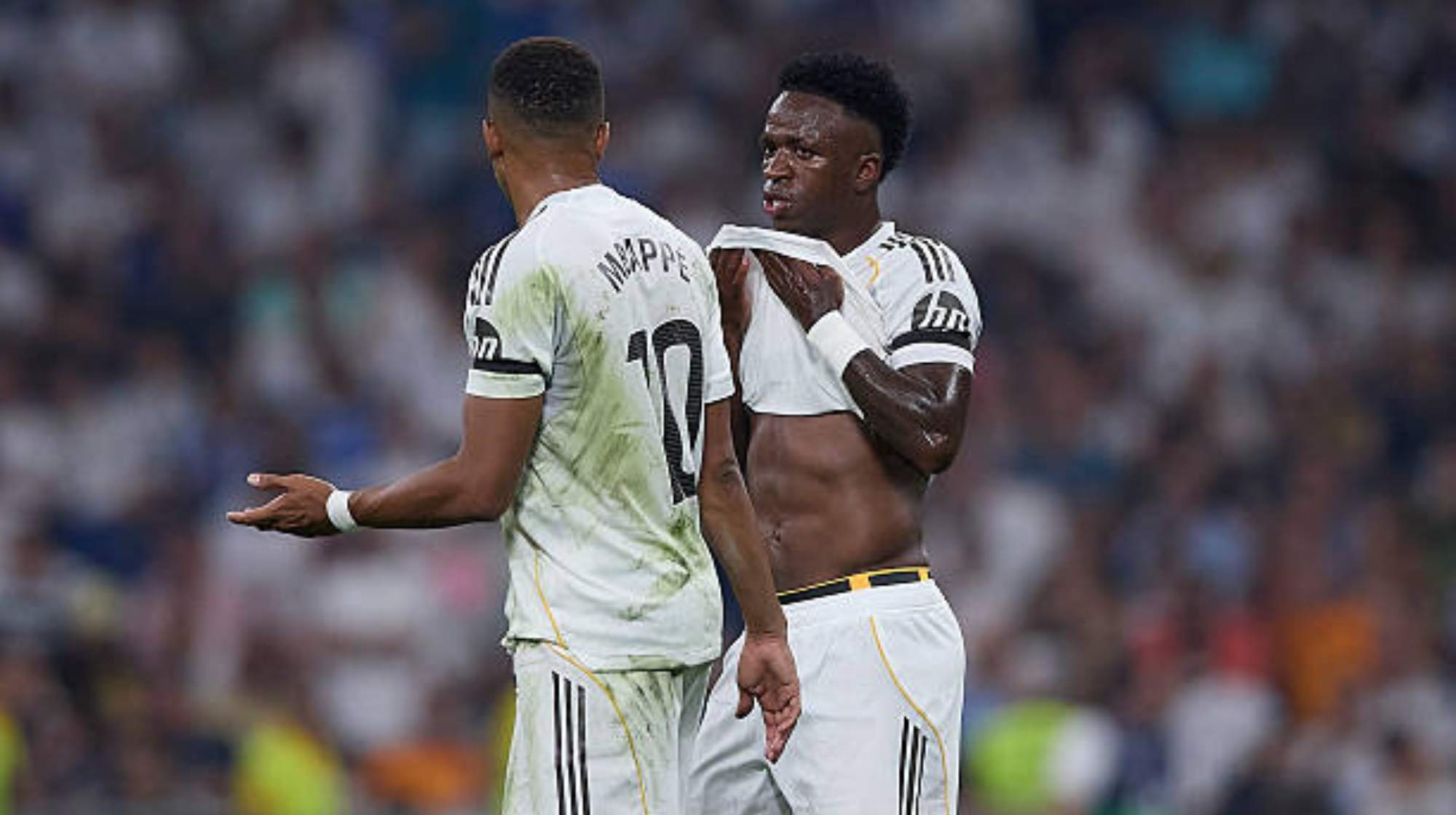 Vinicius se medirá contra Mbappé. 