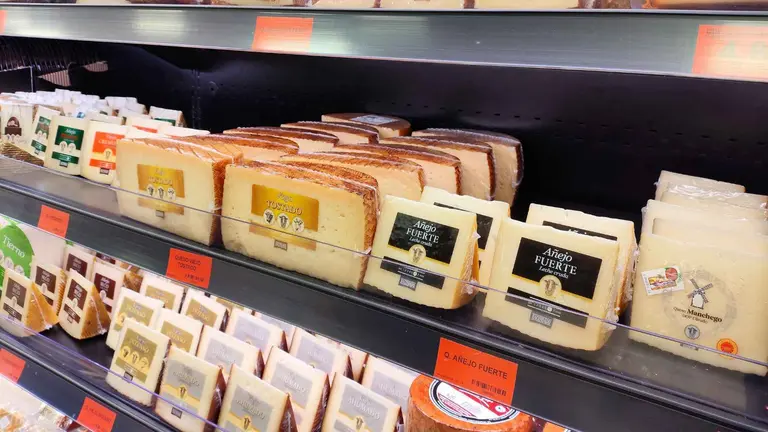 Sección de quesos de Mercadona