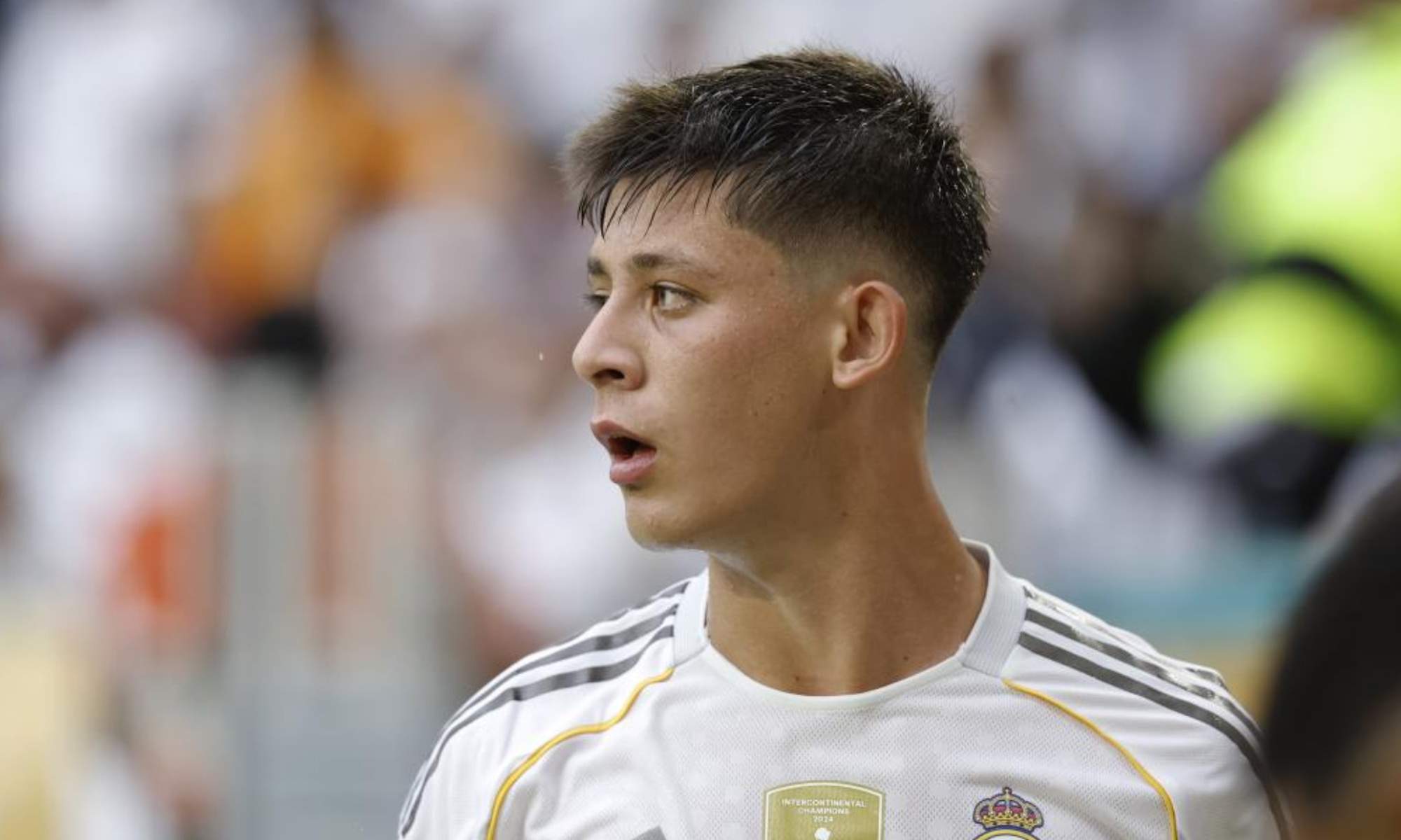 Arda Güler jugando un partido con el Real Madrid. Arda Güler jugando un partido con el Real Madrid.