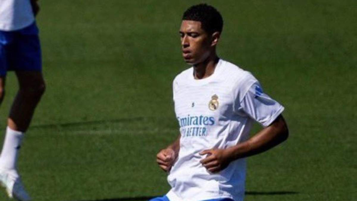 Bellingham en el entrenamiento previo al partido ante el Marsella Bellingham en el entrenamiento previo al partido ante el Marsella