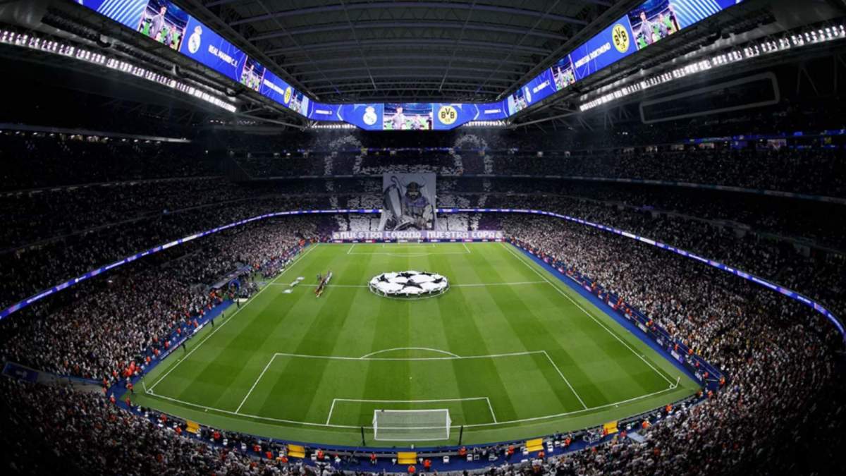 El Bernabéu presentando un gran ambiente El Bernabéu presentando un gran ambiente