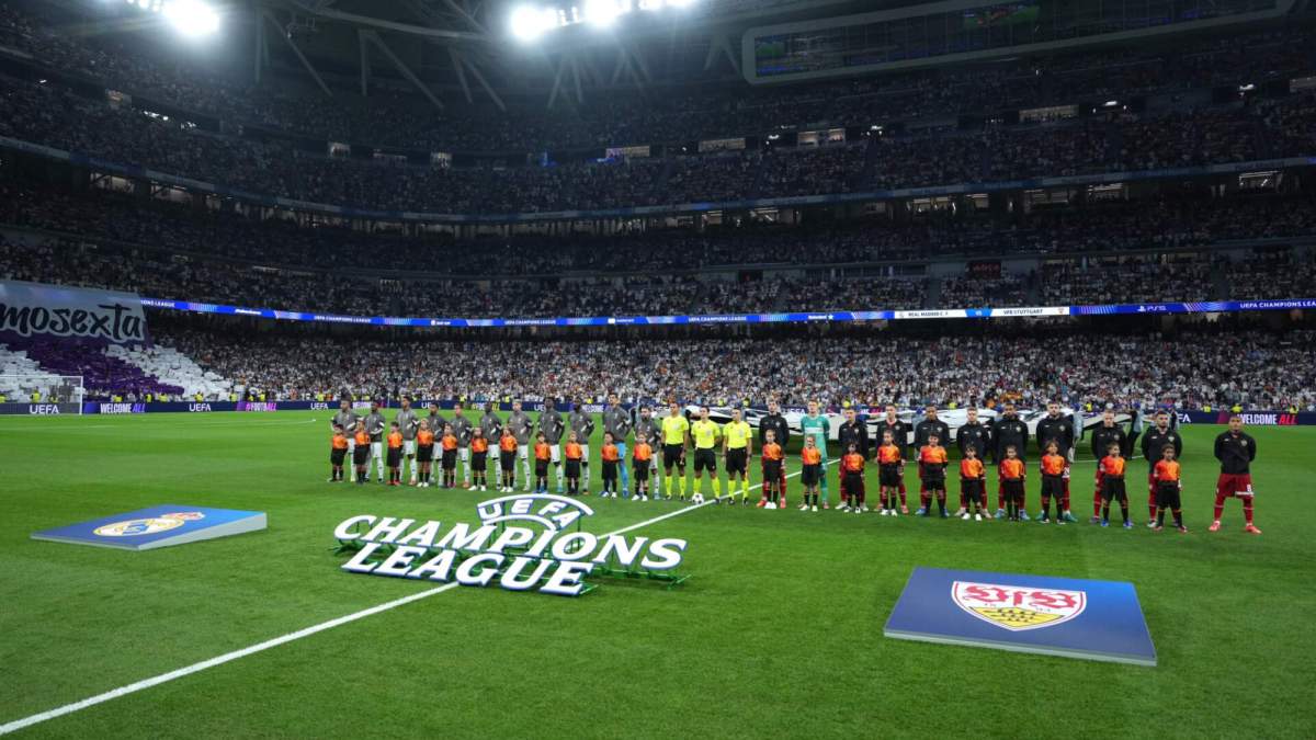 El estadio Santiago Bernabéu, albergando un encuentro de Champions durante la campaña anterior.