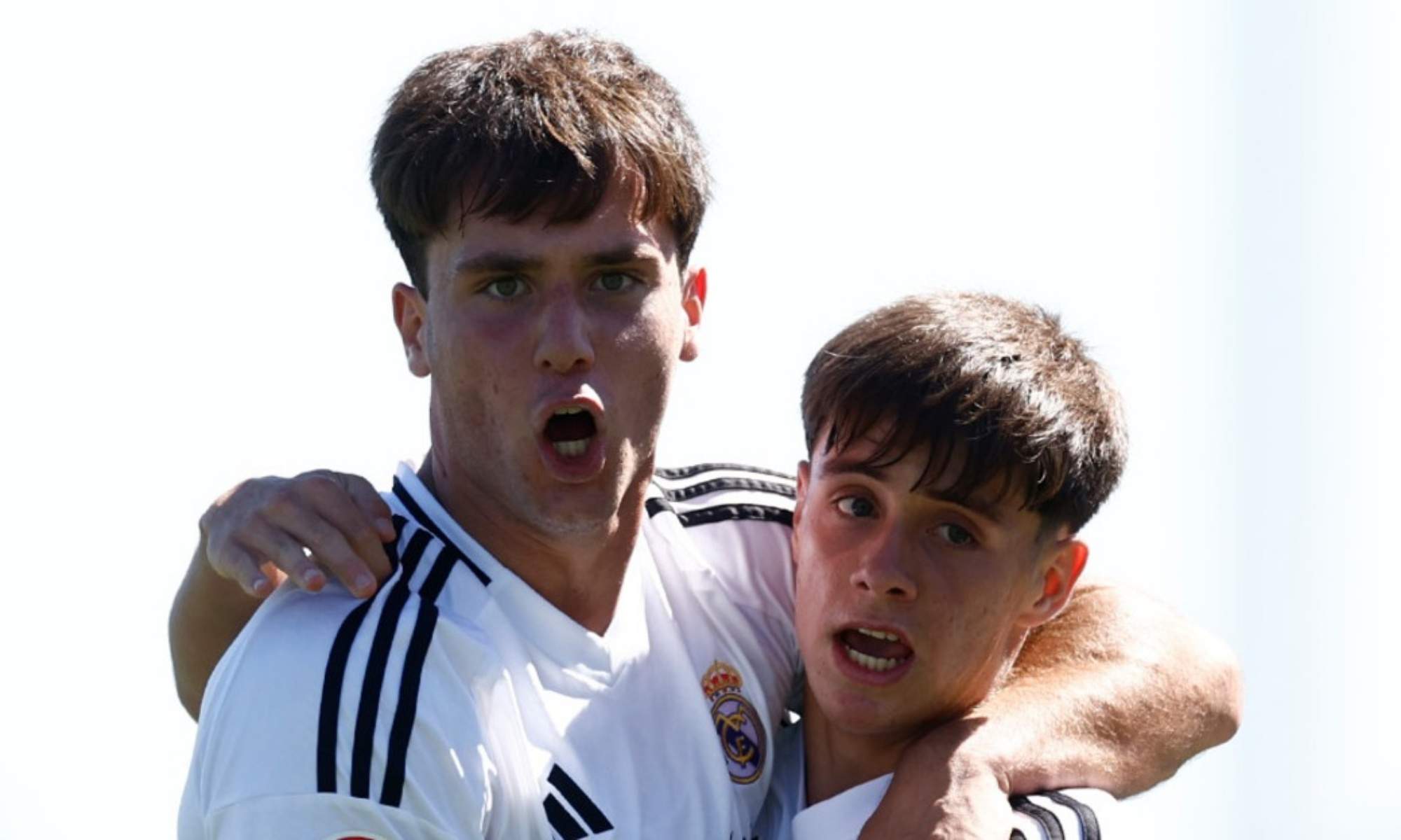 El Juvenil remonta y comienza la Youth League con victoria