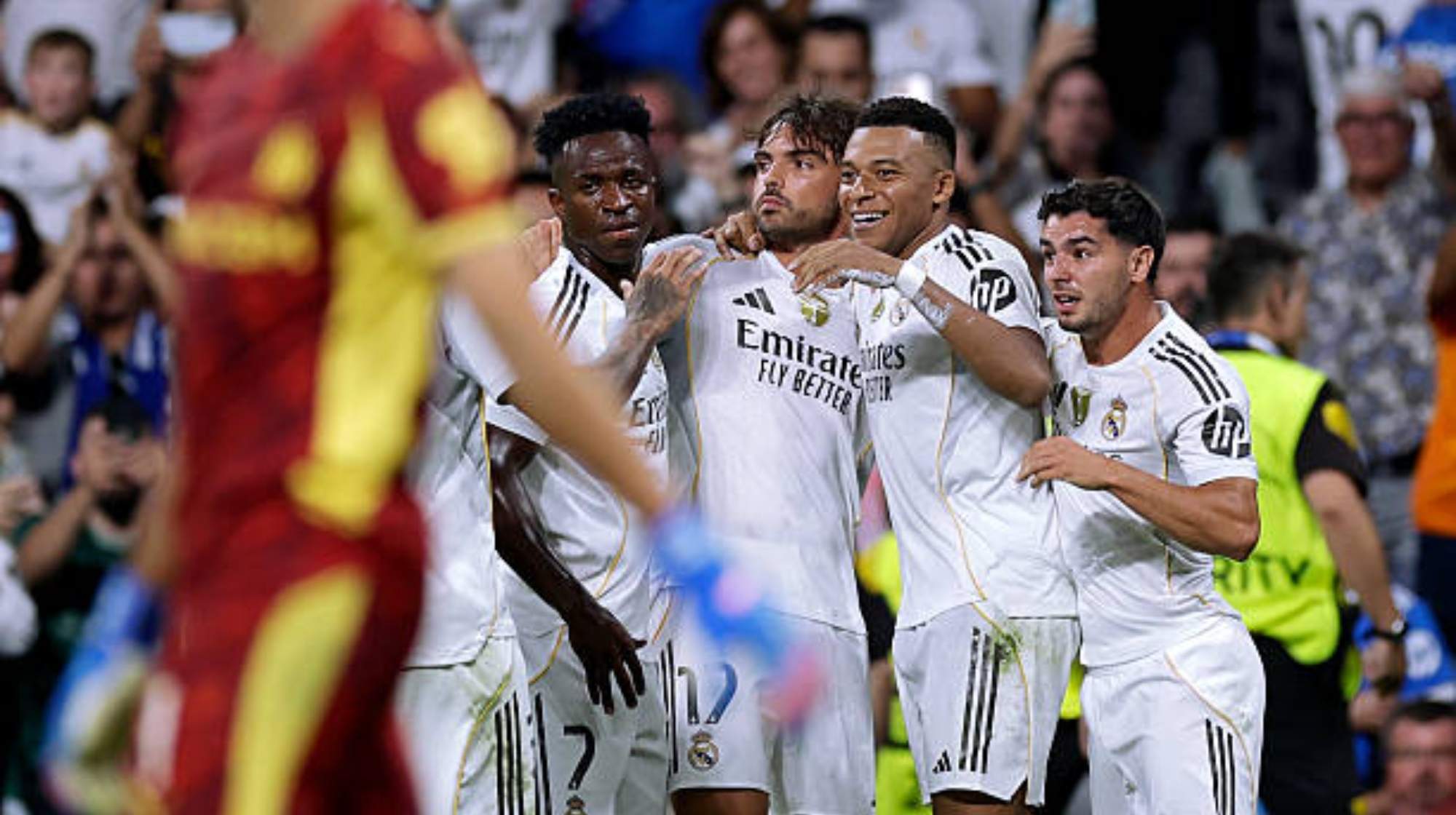 Vinicius responde a los rumores de una mala relación con Real Madrid. 