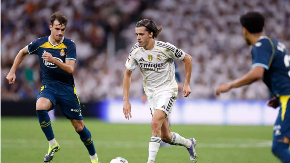 Álvaro Carreras durante el partido entre Real Madrid y Espanyol Álvaro Carreras durante el partido entre Real Madrid y Espanyol